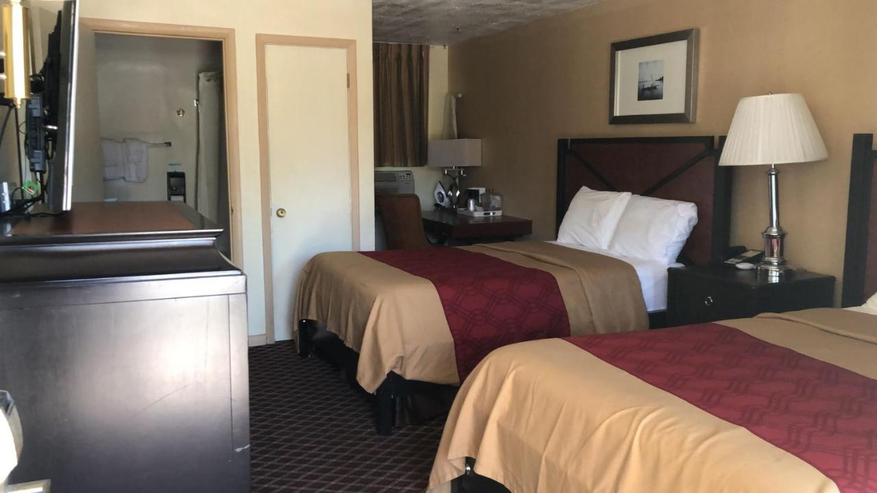 Rodeway Inn 이리 외부 사진
