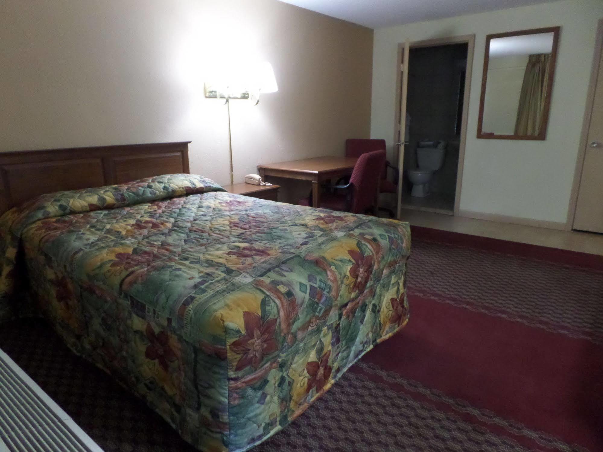 Rodeway Inn 이리 외부 사진